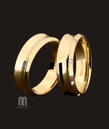 Par de aliancas em ouro 18k com diamantes masculina